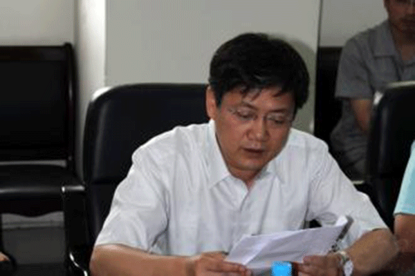 西瑪電機(jī)董事長(zhǎng)楊允成被評(píng)為“陜西省十大民營(yíng)企業(yè)家”。