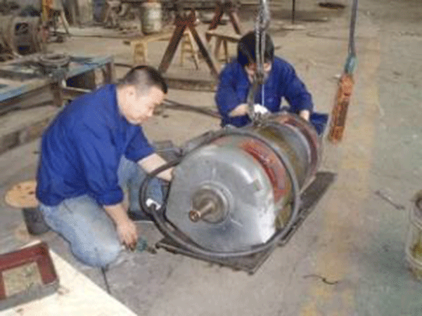 西瑪電機(jī)給專業(yè)電機(jī)修理工人一些小建議。