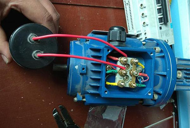 如何使西瑪電機(jī)接線更牢固？